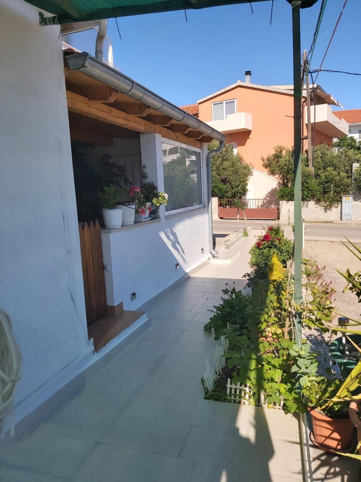 Apartament Teo 2 *