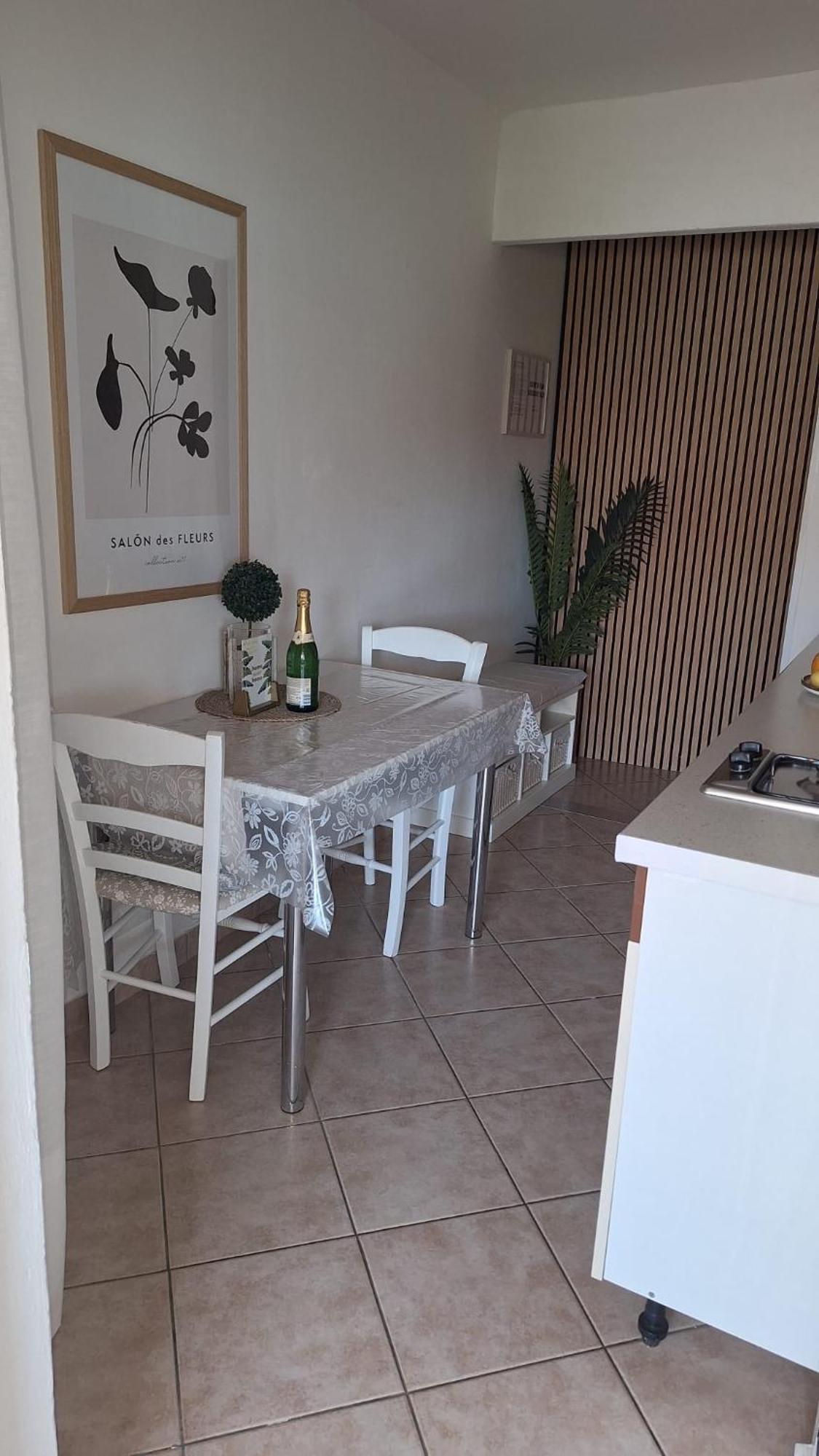 Teo 2 Apartament *