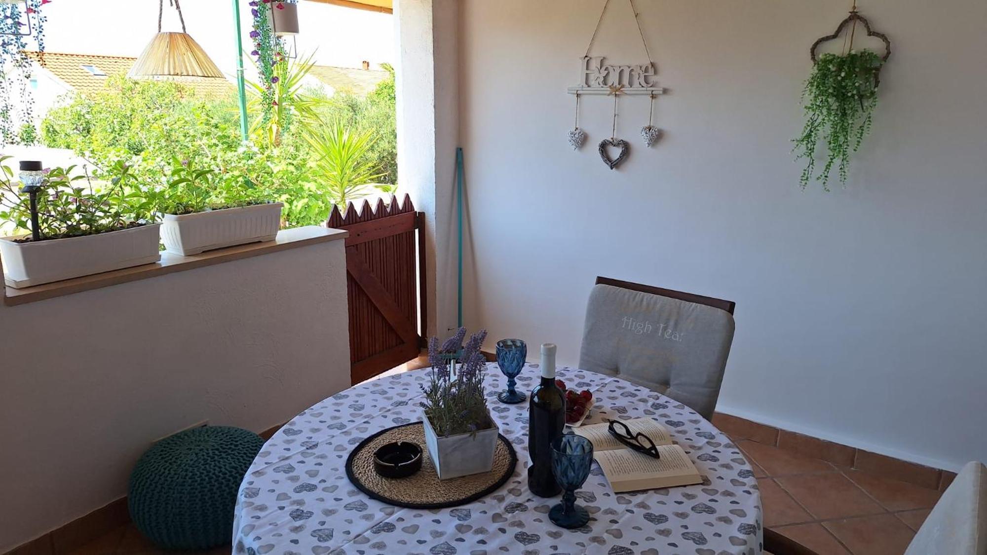 Teo 2 Apartament *